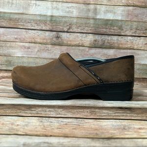 brown leather nursing clogs